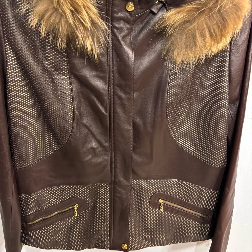 NWOT St. John Sport Choc Velvet Brown Leather Jacket w Raccoon Fur L/XL - Picture 2 of 16